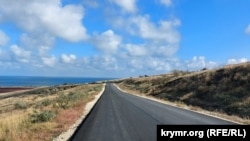 Автомобильная дорога в Крыму. Август 2023 года