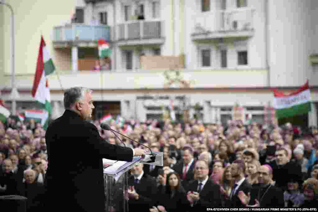 23 октября в Залаэгерсеге лидер Венгрии Виктор Орбан выступил на церемонии, посвященной восстанию 1956 года. Во время выступления он сравнил Европейский Союз с Советским Союзом, заявив, что многонациональный блок в конечном итоге «окажется там же, где и его предшественники».