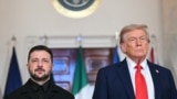 US President Donald Trump (left) and Ukrainian President Volodymyr Zelensky in Washington in August. 
