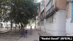 Джафариддин и Аслиддин Юсуповы, членҷ группировки, напавшей на велотуристов,  жили в этом доме в Нуреке 