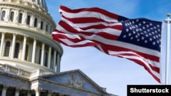 После продолжительных споров Палата представителей Конгресса США приняла резолюцию, чтобы предотвратить правительственный шатдаун