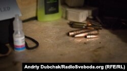 Коллекция из того, что «прилетает» на территорию вокруг землянки