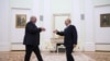 Лукашенко Зеленскиймен "түсініксіз соғысты" аяқтау мәселесін талқылағысы келеді