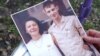 На фотографии – житель Бучи Владислав и его мачеха Полина, ставшие жертвами преступлений российских военных в марте 2022 года. Им чудом удалось выжить в отличие от 554 городских жителей